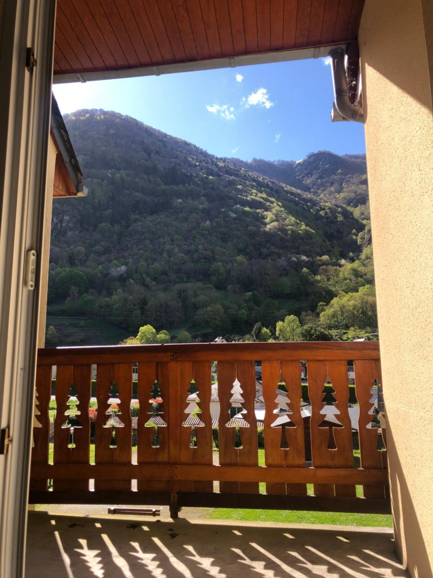 Appart T 3 Bagneres-De-Luchon Vue Montagne - Piscine Mi Juin 외부 사진